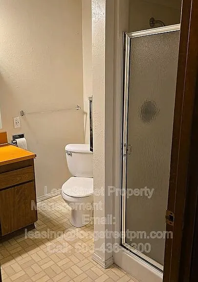 615 Chicago St SE — Photo 11