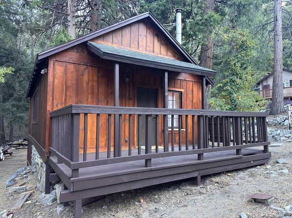 9393 Cedar Dr