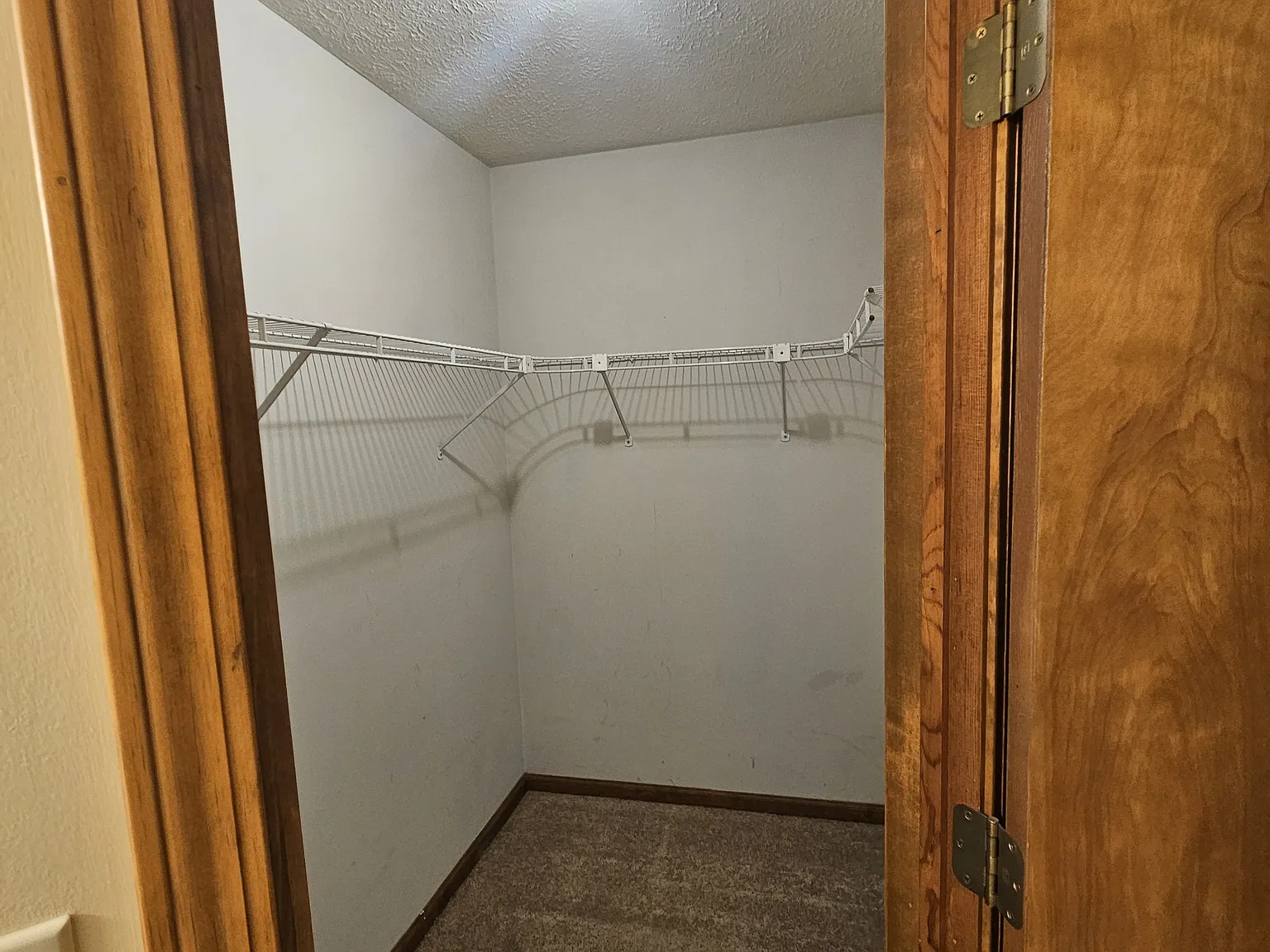 2 bed, 1200 sqft, $1,700 — Photo 4