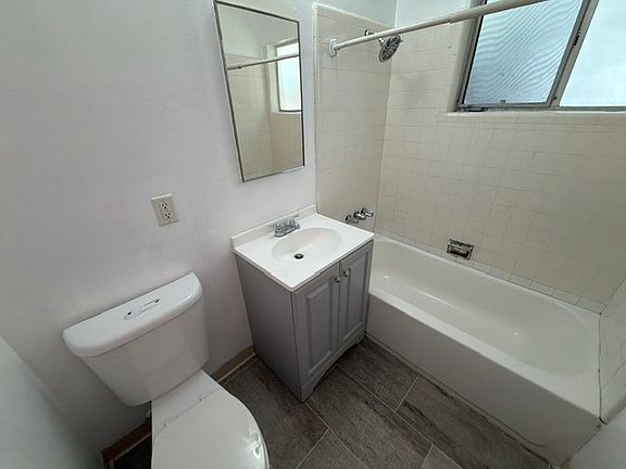 5th image of 1187 Boranda Ave #2