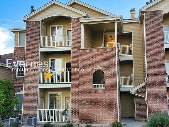 4th image of 2675 S Danube Way Unit 204