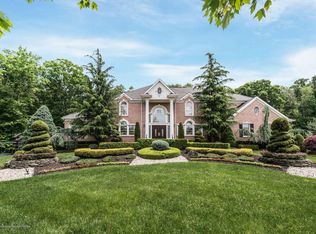14 Blair Ln, Manalapan, NJ 07726