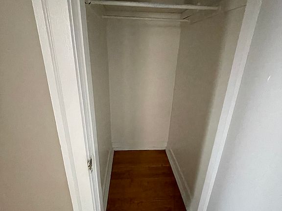 4th image of 4037 W School St #B2
