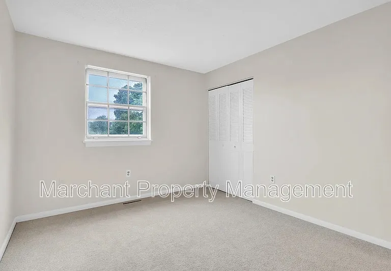 2530 E North St #11-B — Photo 20