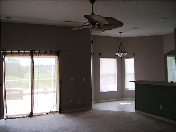 Home For Sale In Port saint lucie