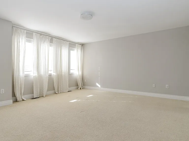139 Don Minaker Dr #UL - 139 DON MINAKER — Photo 21