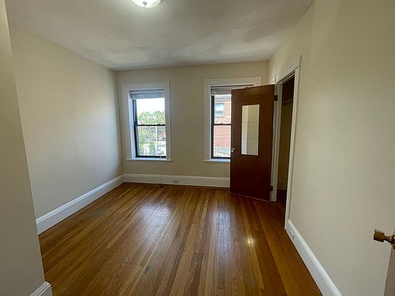 5th image of 18 Dean Rd #3