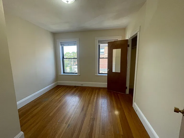 18 Dean Rd #3 — Photo 5