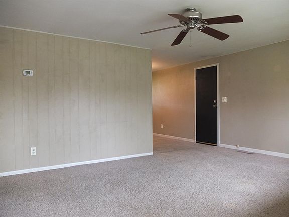 5th image of 2449 Bushwick Dr