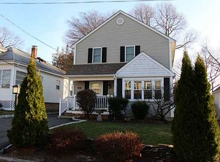 108 Myrtle Ave, Cranston, RI 02910