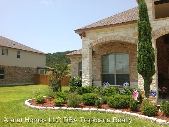 5th image of 3913 Scenic Trail Dr