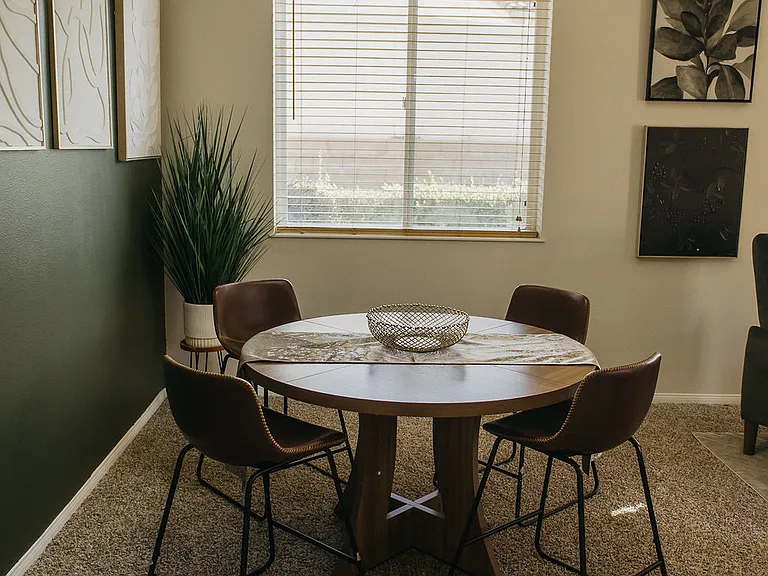 1634 Ivy Ct — Photo 19