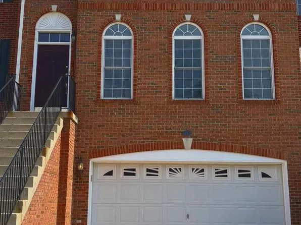 42902 Overly Sq, Chantilly, VA 20152