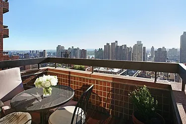 Rented by New Vista Horizons, Inc.