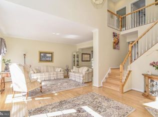 8492 Sullenberger Ct, Lorton, VA 22079