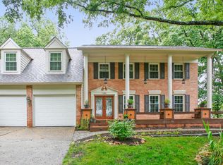 7300 Walnut Knoll Dr, Springfield, VA 22153