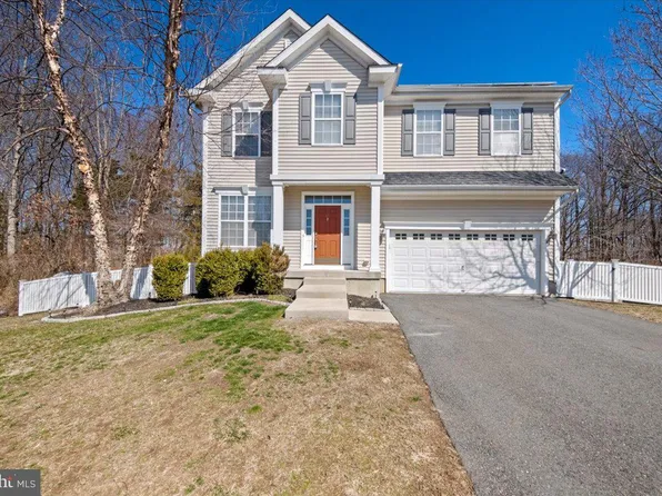 17 Grist Mill Ct, Pemberton, NJ 08068