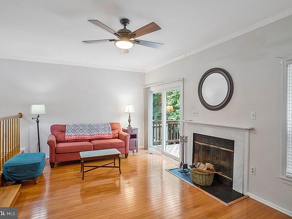 4th image of 3297 Weymouth Ct