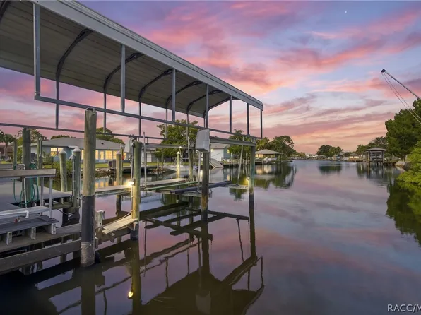 11675 W Dixie Shores Dr, Crystal River, FL 34429