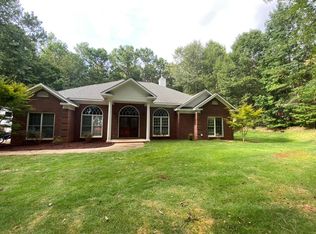 382 Grantham Dr, Cataula, GA 31804