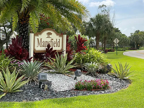 27 Mansfield Dr #A Photo 1