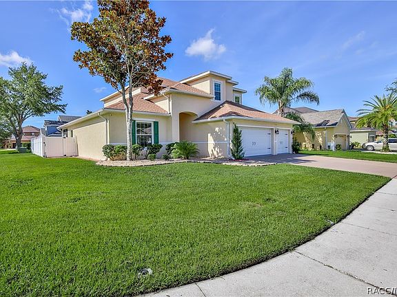 3rd image of 13772 Dunwoody Dr