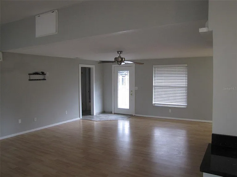 7807 N Matanzas Ave — Photo 2