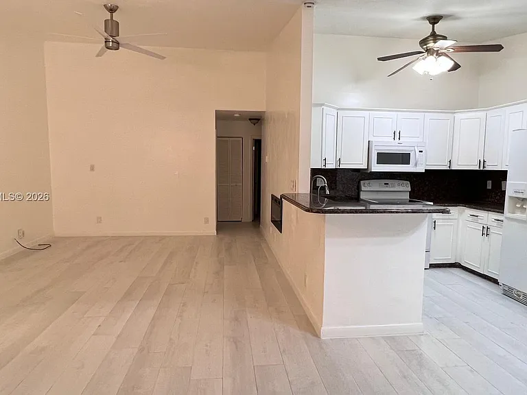 10669 Boca Entrada Blvd — Photo 8