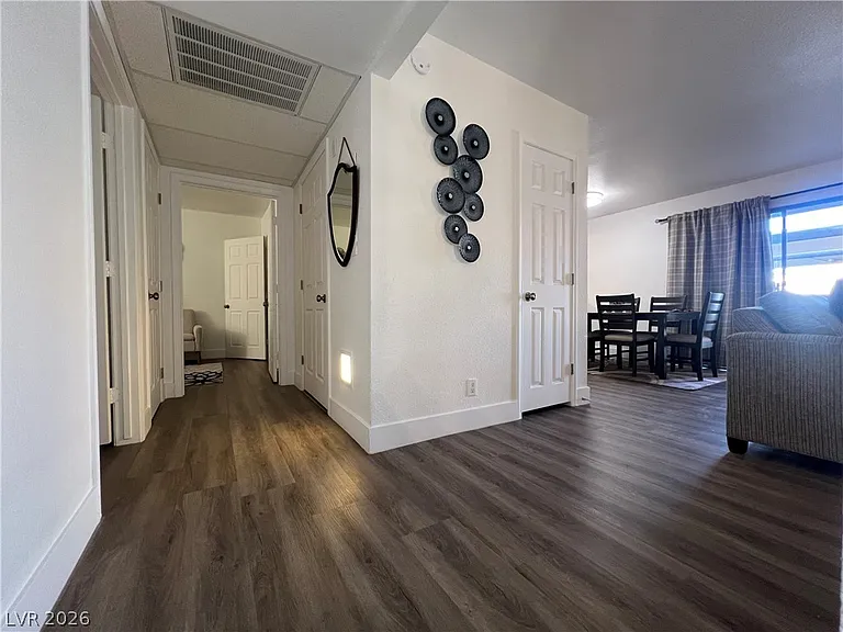 5404 River Glen Dr #353 — Photo 8