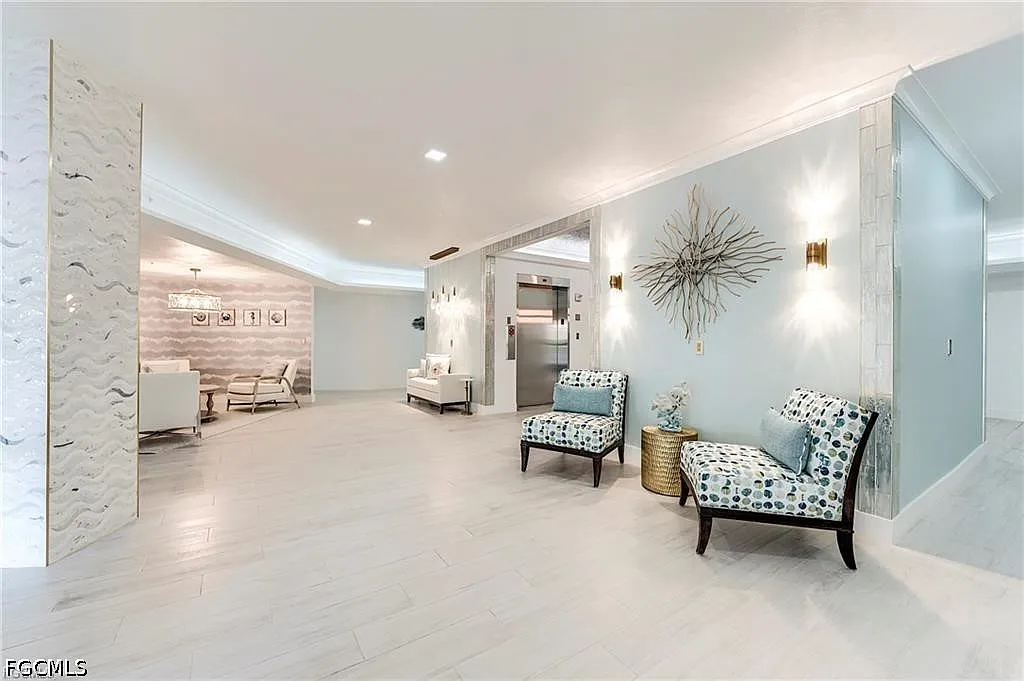 3 bed, 2.0 bath, 1458 sqft, $3,999 — Photo 4