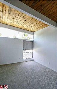 1st image of 909 N Rose Ave