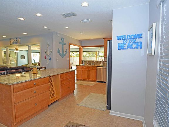2nd image of 456 Penguin Dr