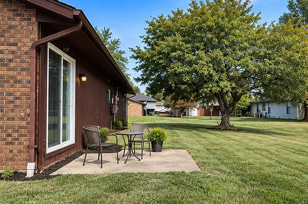 714 Oxen Dr — Photo 2
