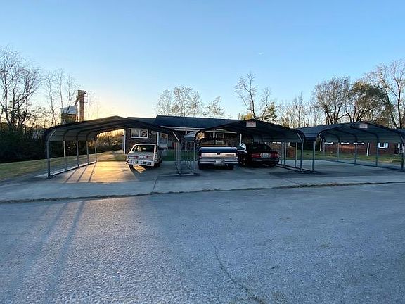 5th image of 111 Hilltop Dr