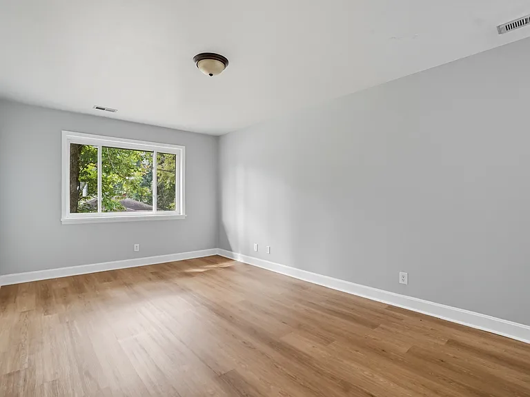1300 Bailey St #1 — Photo 3