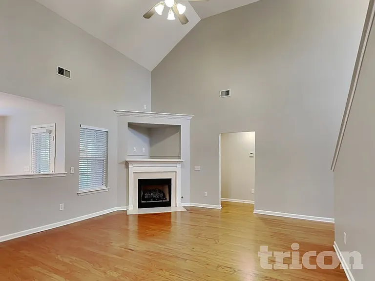 3101 Melissa Ct — Photo 3