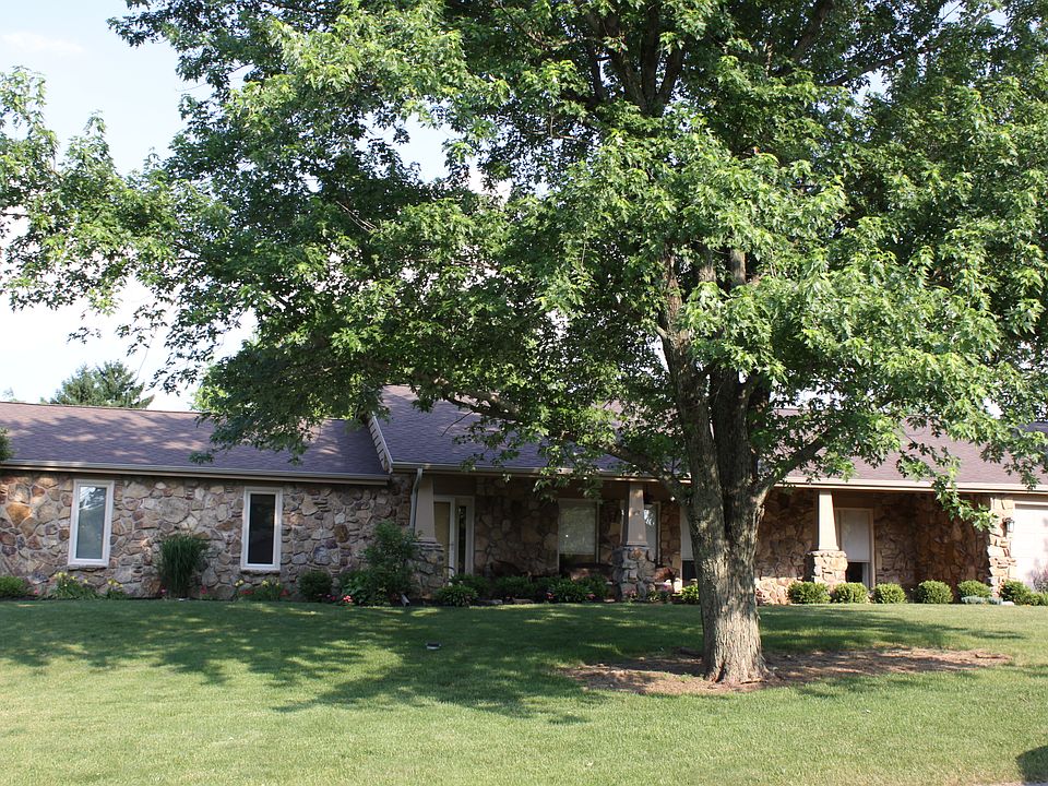 1st image of 6018 W Hellis Dr