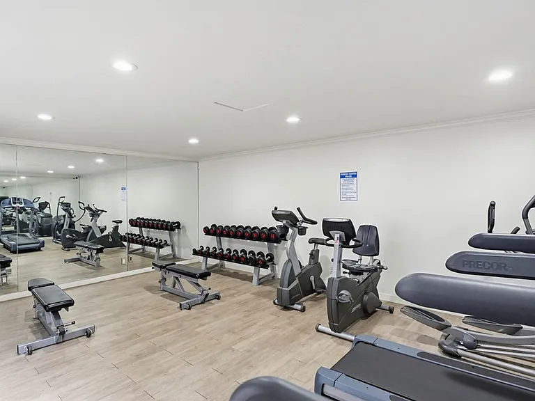 660S Garfiled — Photo 20