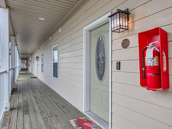 5th image of 5590 Bay Village Dr APT 210