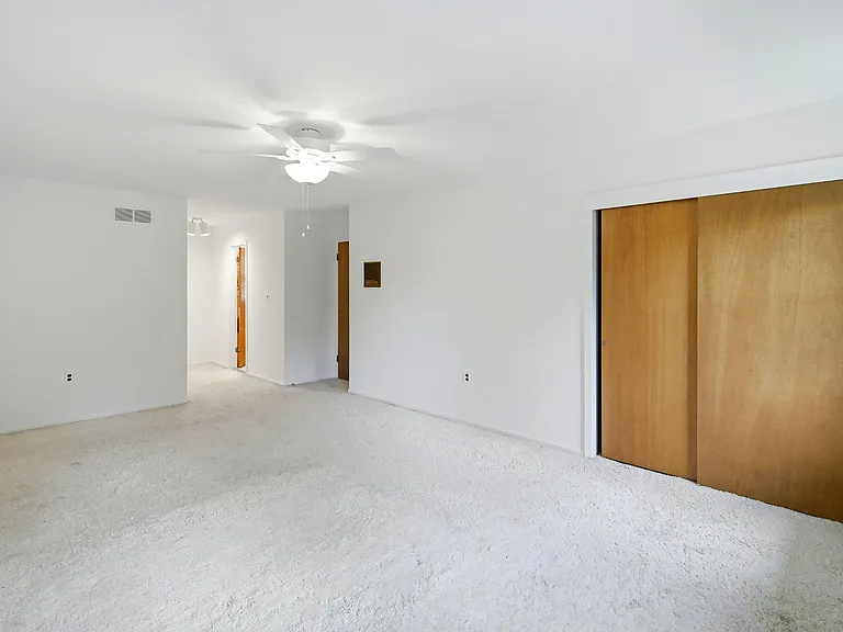 7 Hathaway Dr — Photo 25
