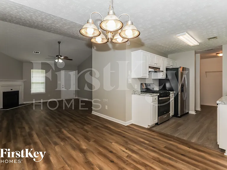 11035 Shannon Cir — Photo 7