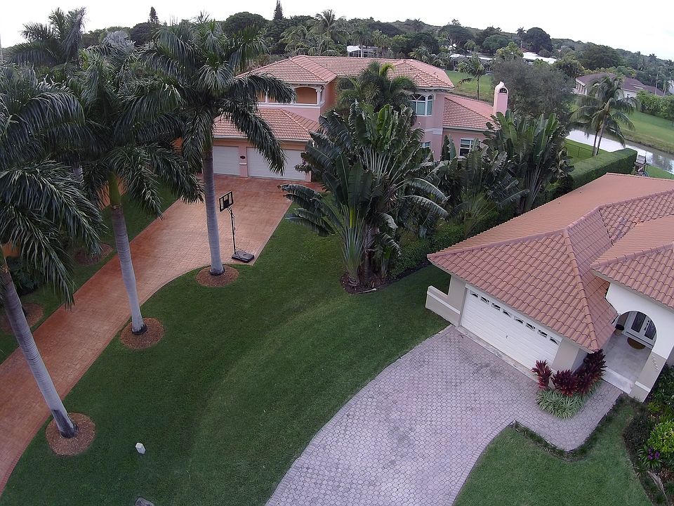1st image of 16421 SW 84th Ct