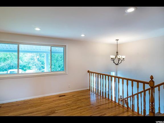 3rd image of 8408 E Willow Creek Dr S