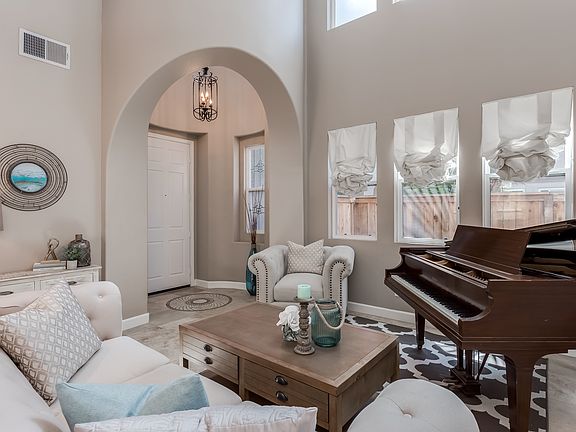 2nd image of 1138 Calistoga Way