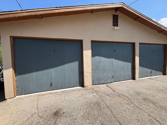 3rd image of 34987 Beech Ave #2B-1BA-880SQFT
