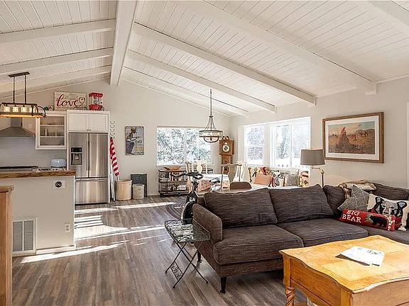 3rd image of 43545 San Pasqual Dr