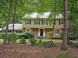 16 Knollwood Dr, Ramsey, NJ 07446