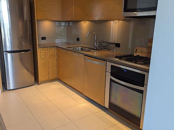 5th image of 1473 Johnston Rd #605