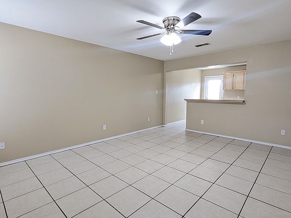3rd image of 301 E New Hampshire St APT 8