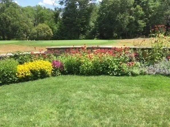 73 Clubhouse Dr Unit 73, Hingham, MA 02043